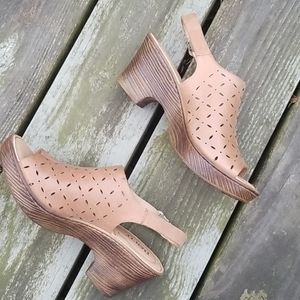 Born leather clogs/mules